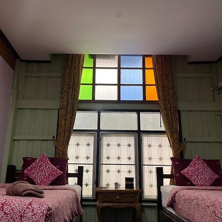 Tamarind Guesthouse Аюттхая Екстер'єр фото