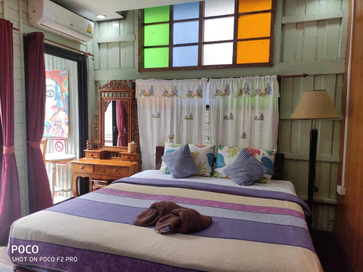 Tamarind Guesthouse Аюттхая Екстер'єр фото