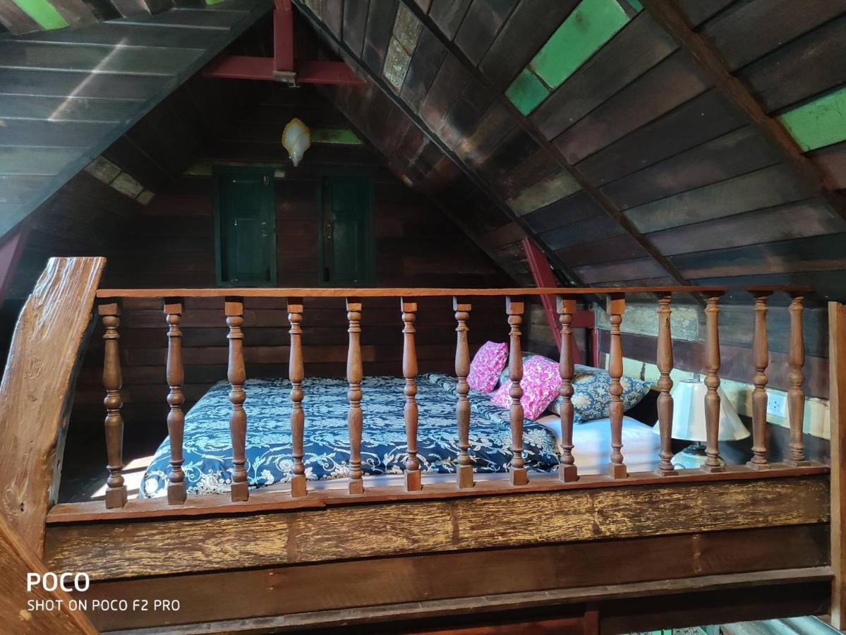 Tamarind Guesthouse Аюттхая Екстер'єр фото