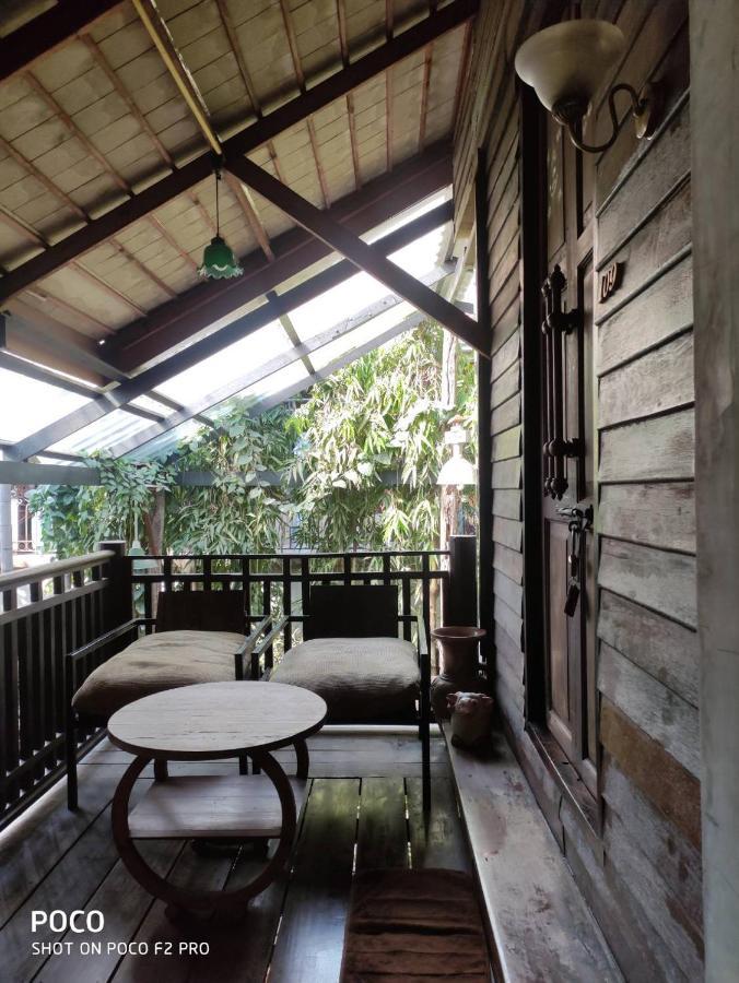 Tamarind Guesthouse Аюттхая Екстер'єр фото