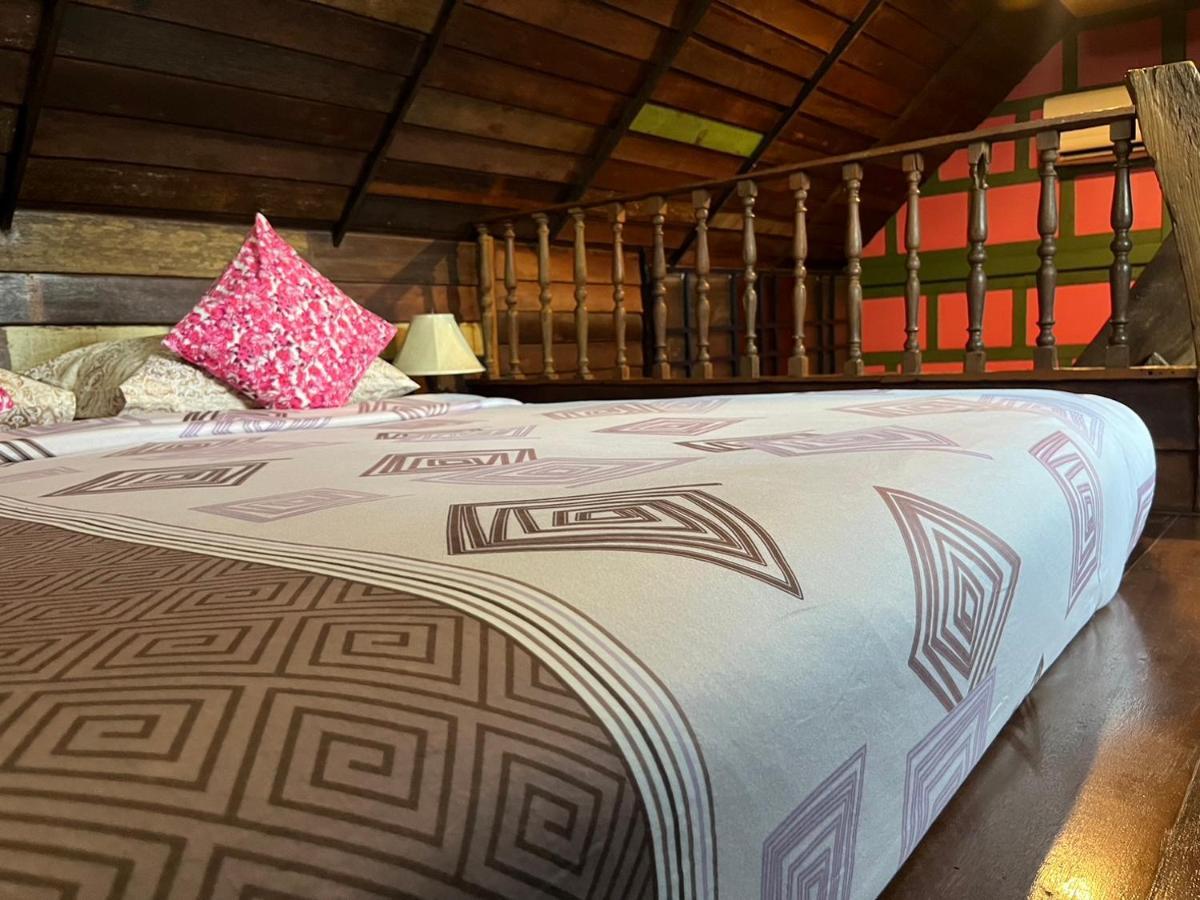 Tamarind Guesthouse Аюттхая Екстер'єр фото