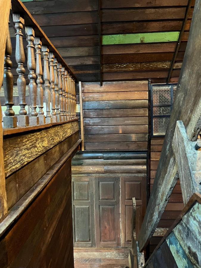 Tamarind Guesthouse Аюттхая Екстер'єр фото