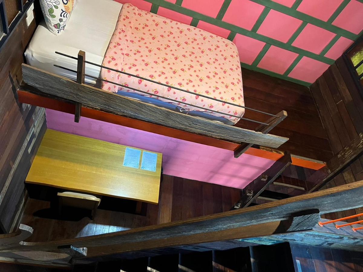 Tamarind Guesthouse Аюттхая Екстер'єр фото