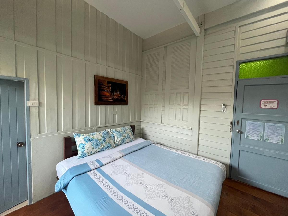 Tamarind Guesthouse Аюттхая Екстер'єр фото